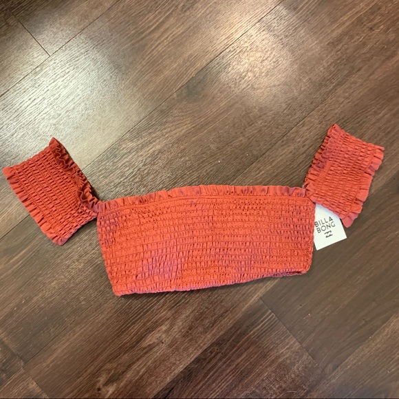 Billabong Other - NWT Billabong Off the Shoulder Bikini Top Small